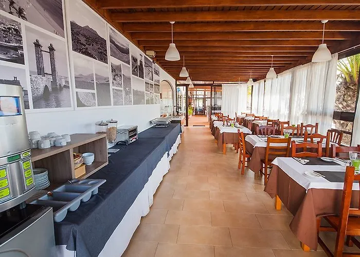 Tabaiba * Costa Teguise